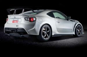 Toyota начала тесты «карбонового» купе GT86