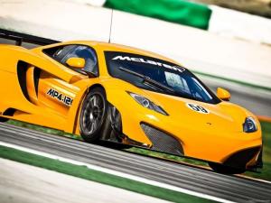 McLaren планирует показать свои эксклюзивные суперкары