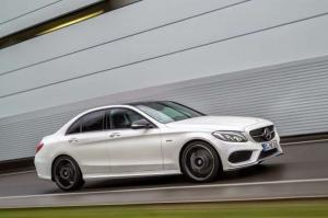 Расход Mercedes-Benz C-Class Plug-in Hybrid будет равен 2,0 л/100 км