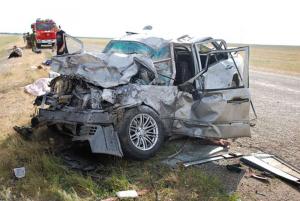 В Сеть выложили видеозапись жуткой аварии в Костанае