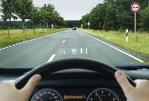 Continental создал проекционный дисплей с дополненной реальностью