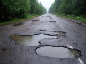 На восстановление дорог Донбасса необходимо почти 2 млрд.