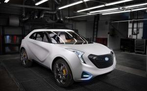 Фотографии бюджетного кроссовера Hyundai появились в сети