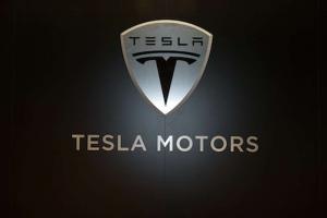 Panasonic поможет Tesla в строительстве нового завода