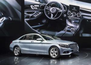 В Китае стартовало производство Mercedes C-Class L