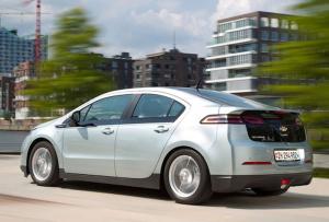 Появилось первое изображение нового Chevrolet Volt