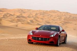 Суперкар Ferrari FF в 2016 году получит более мощный и экономичный мотор