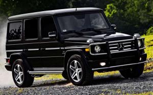 В Минске Mercedes-Benz G-Class опрокинулся после столкновения с Mitsubishi