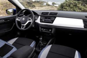 Skoda продолжает рассекречивать новую Fabia