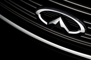 Неизвестный автомобиль Infiniti: первое фото