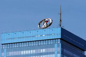 АвтоВАЗ сократит производство из-за кризиса