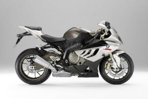 BMW S1000RR: что изменится в 2015 году?