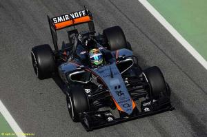 Force India начинает сезон с переходной версией VJM08