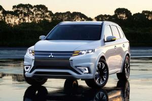 Mitsubishi покажет в Париже гибридный прототип Outlander PHEV Concept-S