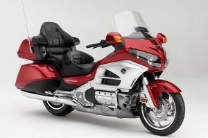 Компания Honda отзывает 126 000 мотоциклов Gold Wing