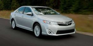 Toyota отзывает 220 000 автомобилей