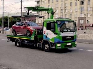 Муж актрисы Елены Старостиной попал в больницу после встречи с эвакуатором