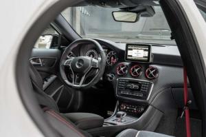 2014 Mercedes-Benz A45 AMG 