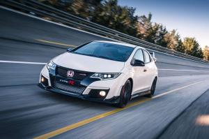 Хэтчбэк от Honda Civic Type R стал лучшим на «Северной петле»