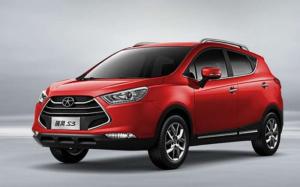 В Украине начинаются продажи компактного кроссовера JAC S3