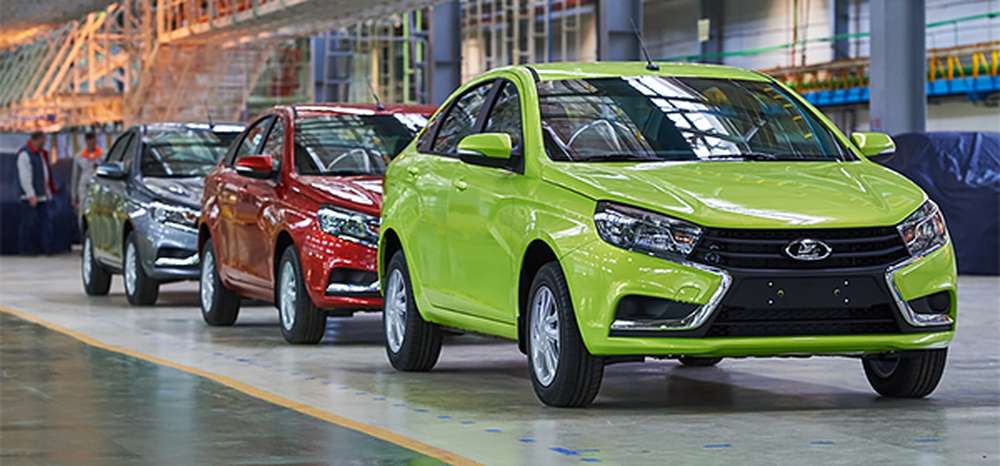 АвтоВАЗ анонсировал ночные продажи Lada Vesta