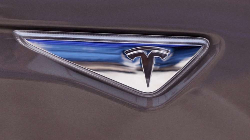 Tesla отзывает 90 тысяч автомобилей из-за неисправности ремней безопасности