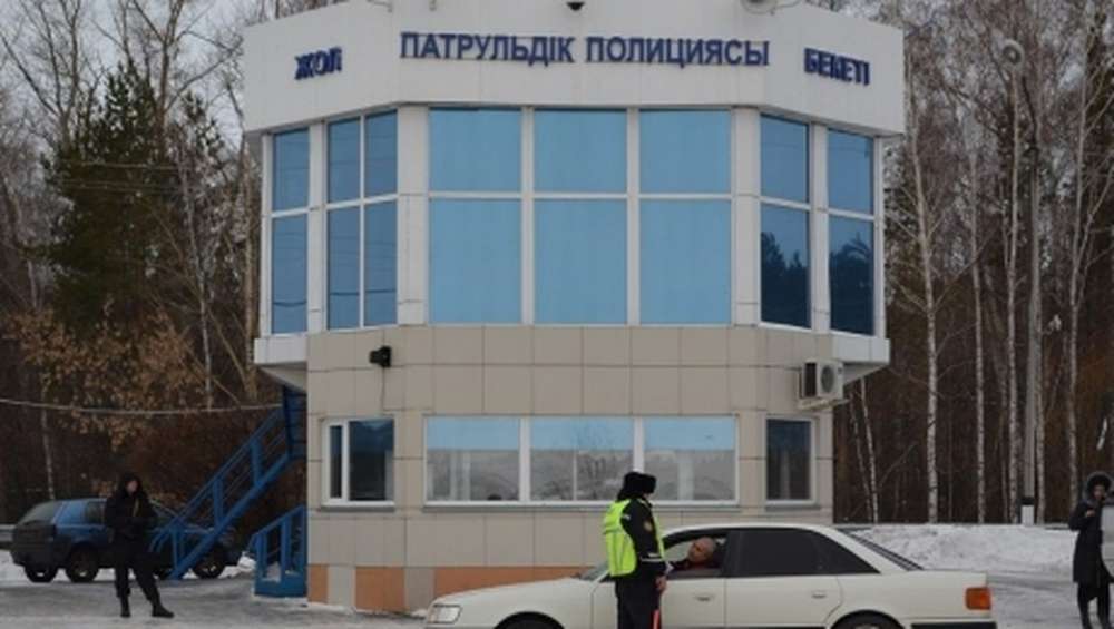 ДПС переведена на усиленный режим из-за сильного гололеда в СКО