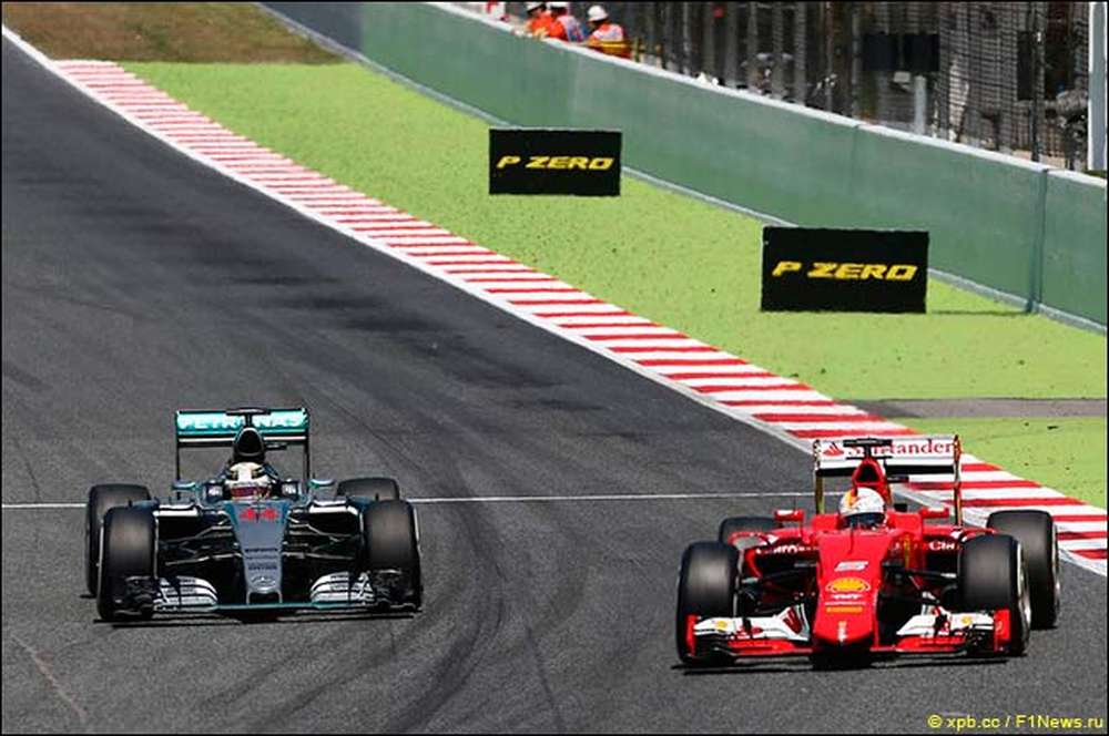 В FIA проверят моторы Хэмилтона и Феттеля