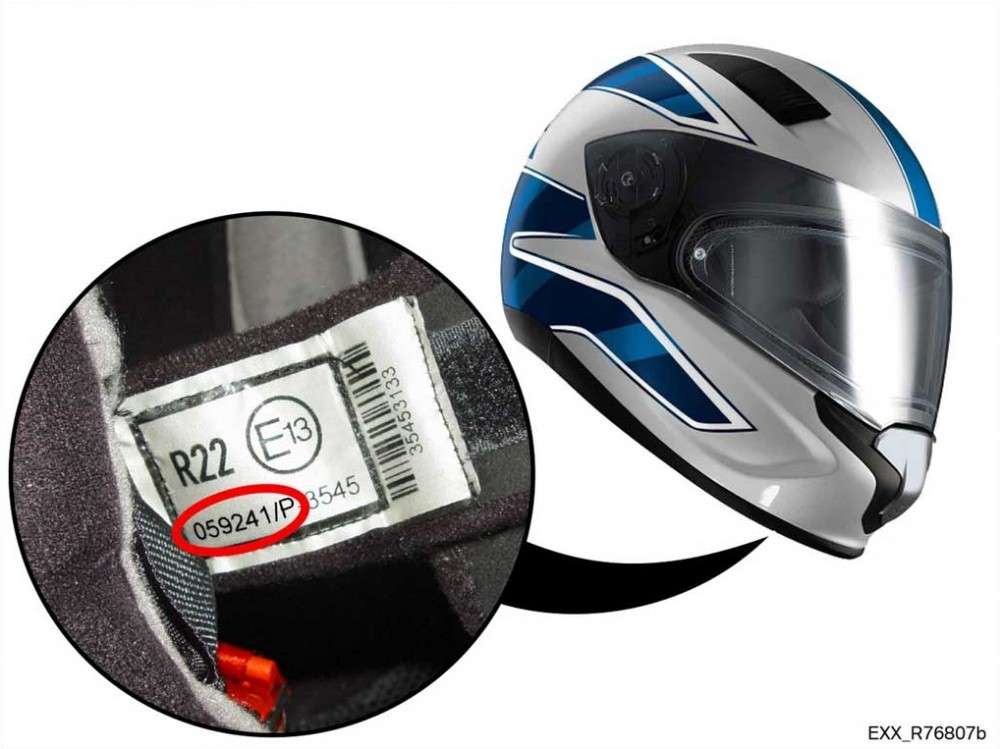 Компания BMW отзывает мотошлемы BMW Sport