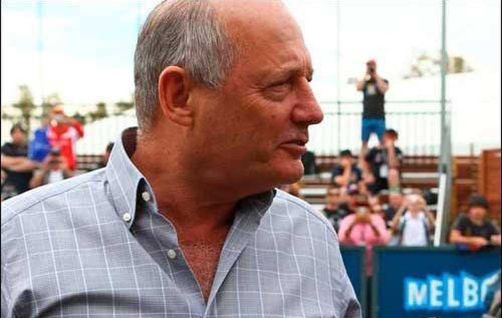 Рон Деннис: Команды должны сами контролировать расходы