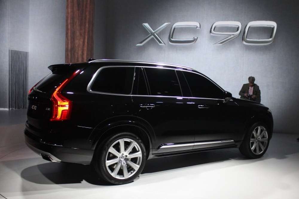 Volvo обязался обработать 19 000 заказов новинки XC90