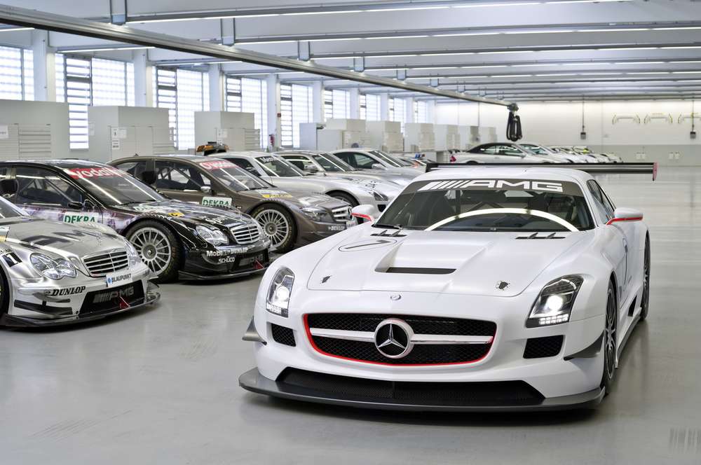 Первые официальные фото преемника SLS AMG GT3 от Mercedes