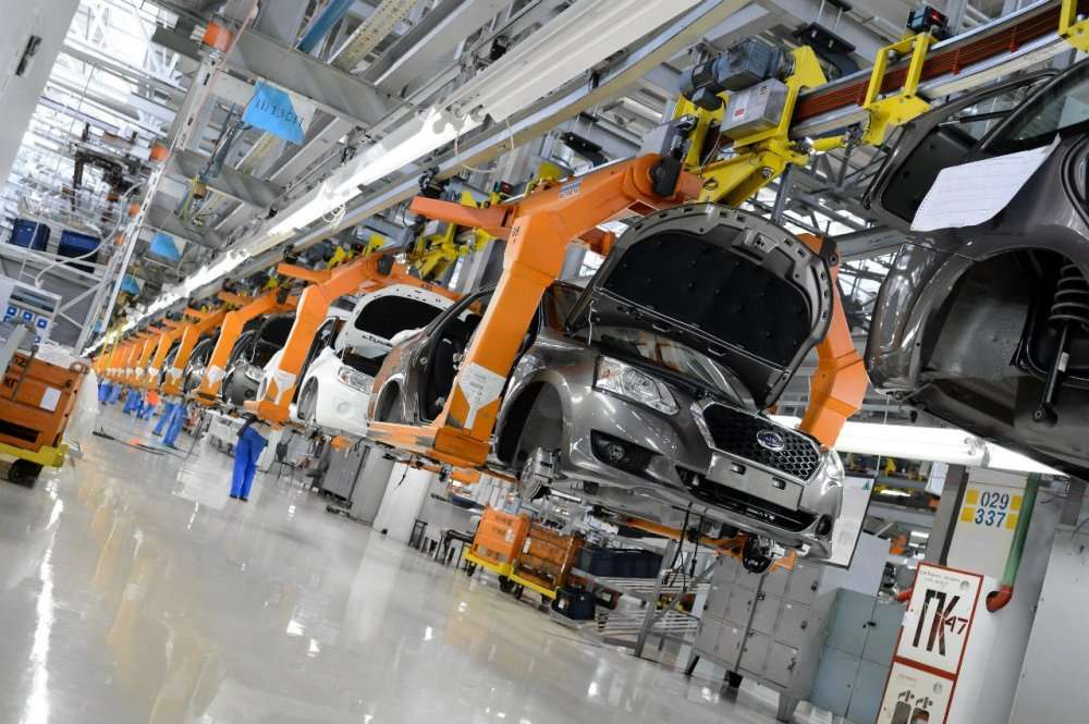 АвтоВАЗ с 15 февраля введет 4-дневную рабочую неделю на полгода