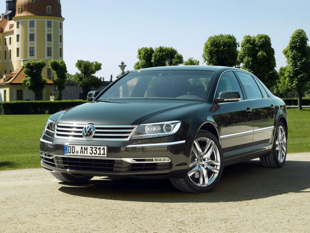Volkswagen останавливает производство роскошного седана Phaeton
