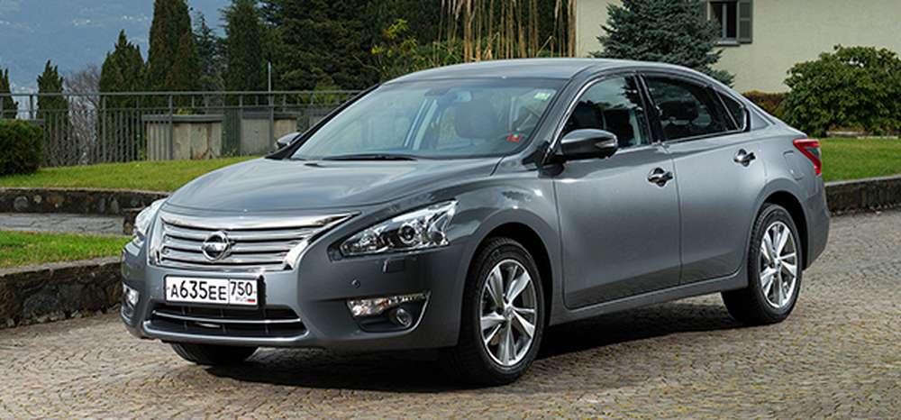 Nissan объявил об отзыве Teana в России