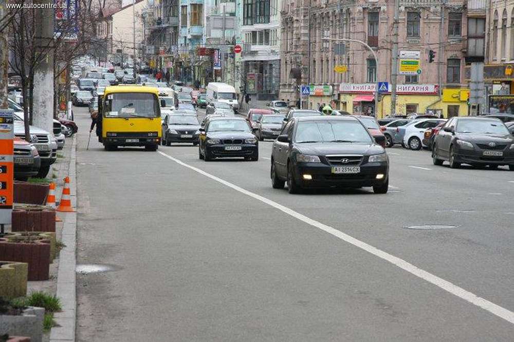 Полиция отчистит от нарушителей полосу общественного транспорта