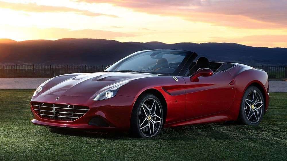 Ferrari отзывает почти 200 кабриолетов из-за риска возгорания