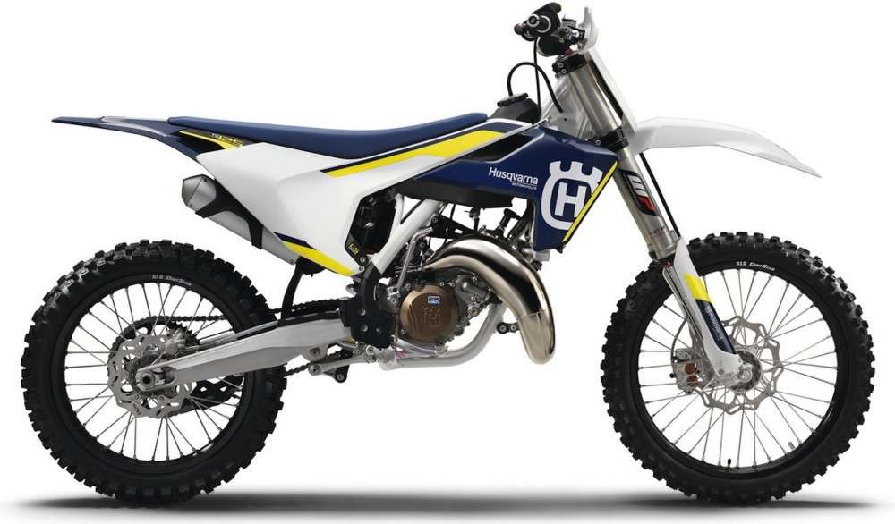 Мотоциклы Husqvarna/KTM 2016 отзываются из-за проблем со спицами