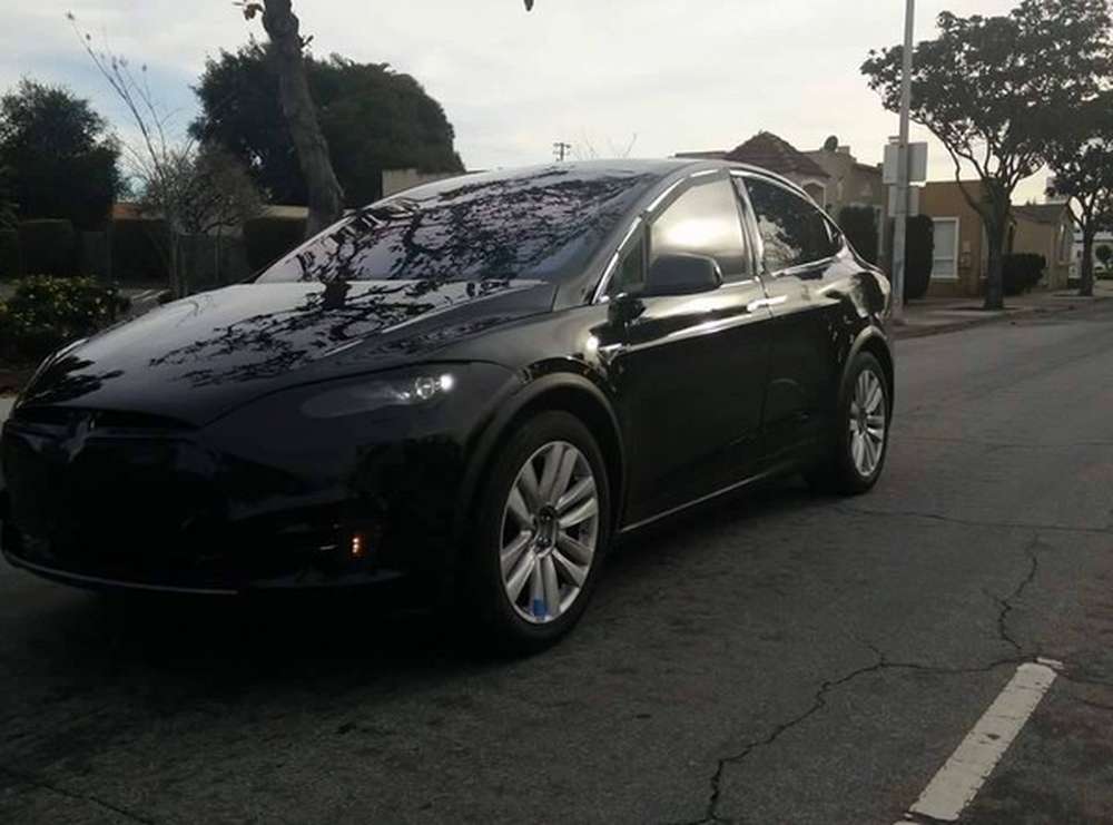 Известны сроки выхода современного кроссовера Tesla