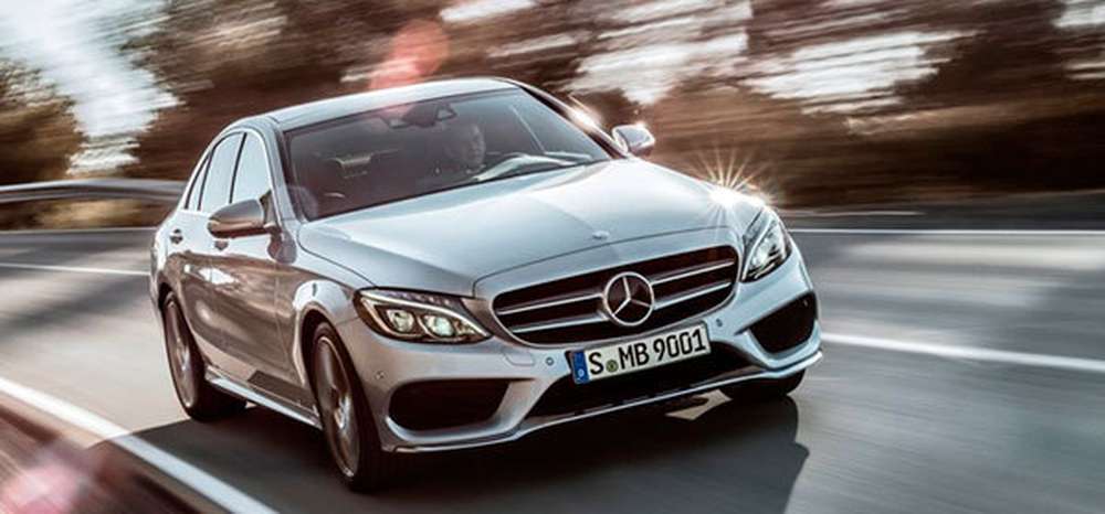 Mercedes отзывает седаны С-Class из-за проблем с рулевым управлением