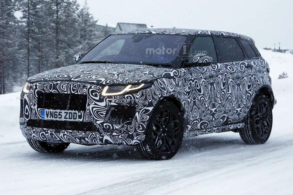 Jaguar приступил к испытаниям нового кроссовера E-Pace