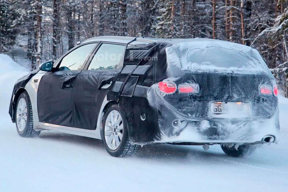 Kia вывела на зимние тесты спортивный универсал Optima Sportswagon