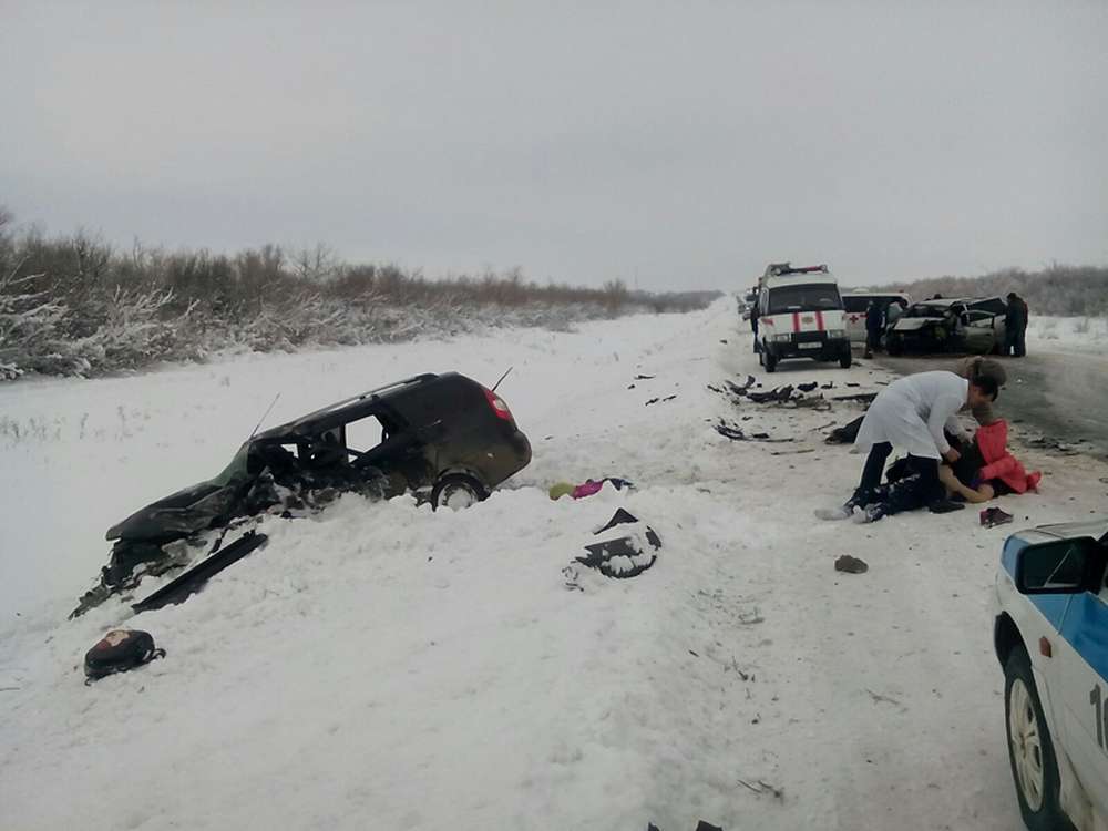 В страшной аварии на трассе ЗКО погибли 3 человека