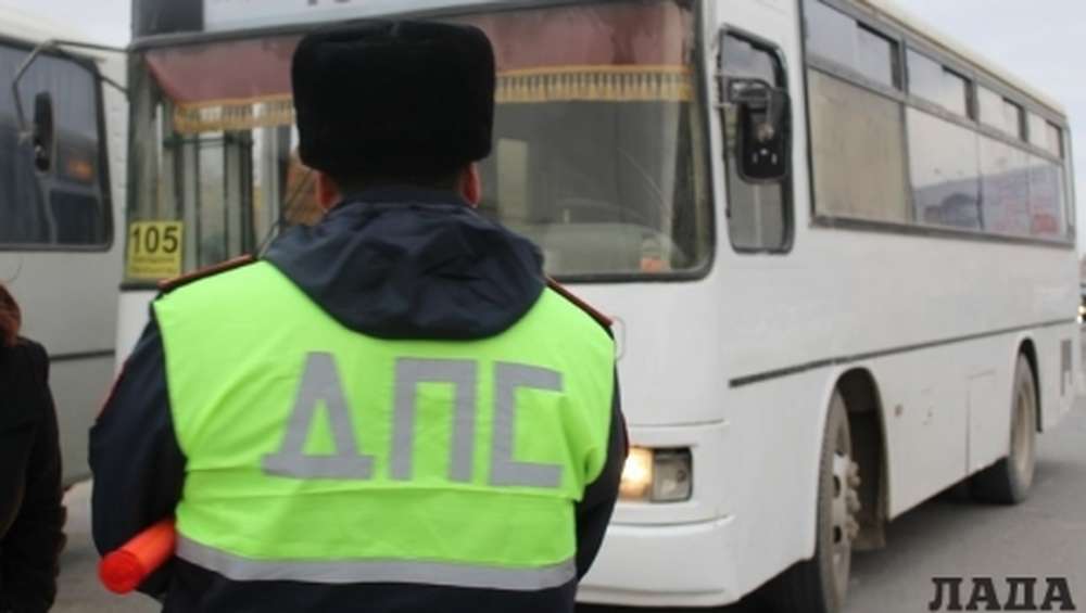 Водители маршрутных автобусов Актау ездят без документов и с техническими неисправностями