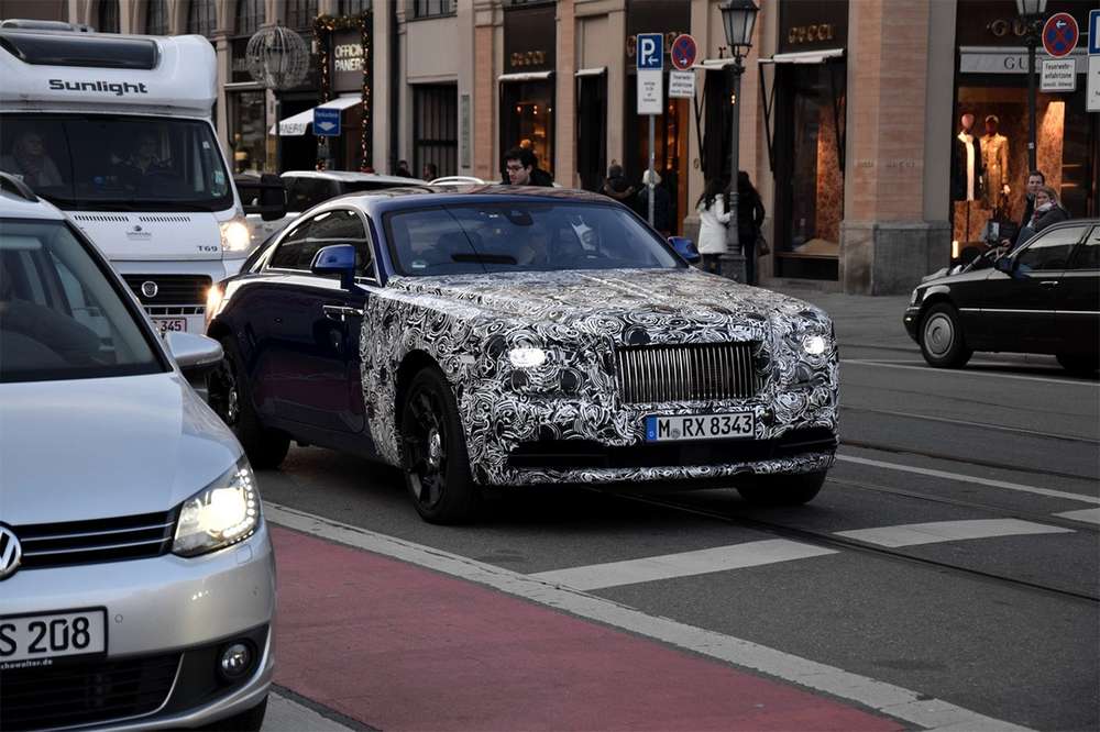 Rolls-Royce обновит купе Wraith в 2016 году