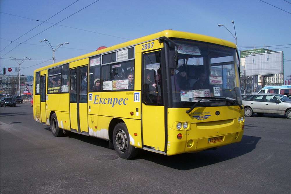 В Киеве подорожала популярная маршрутка
