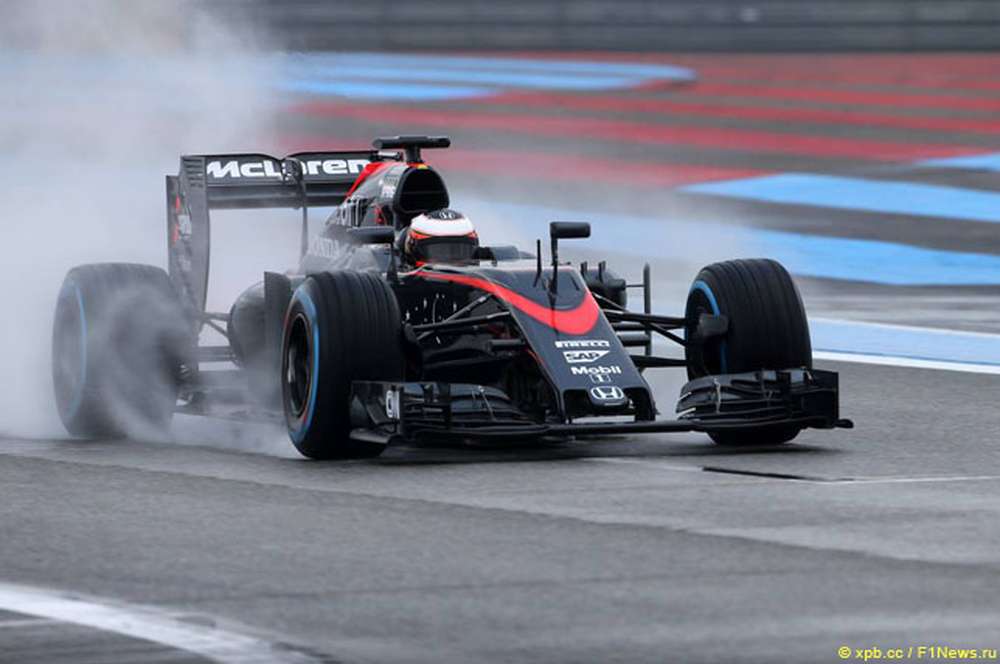 У McLaren вновь проблемы с прошлогодней машиной