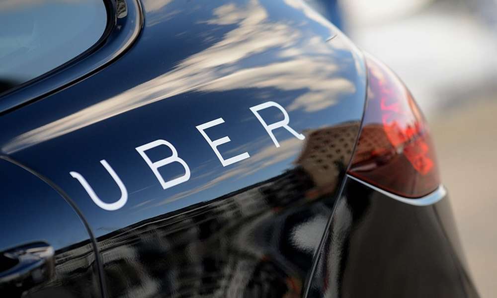 Uber пытается успокоить буйных пьяных пассажиров детскими игрушками
