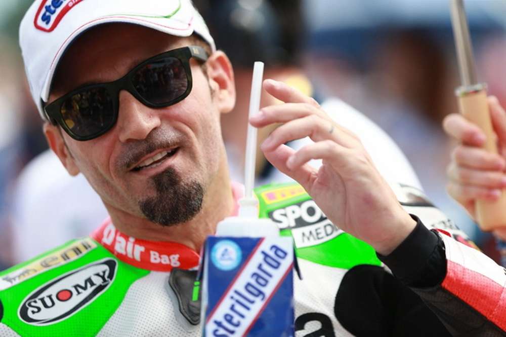 Макс Бьяджи не планирует работу в WSBK из-за возвращения Aprilia