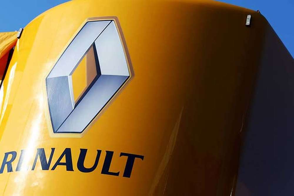 Какое имя получит заводская команда Renault?